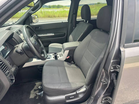 2011 Ford Escape XLT