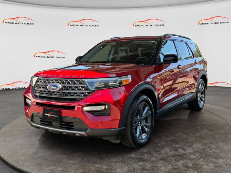 2023 Ford Explorer XLT