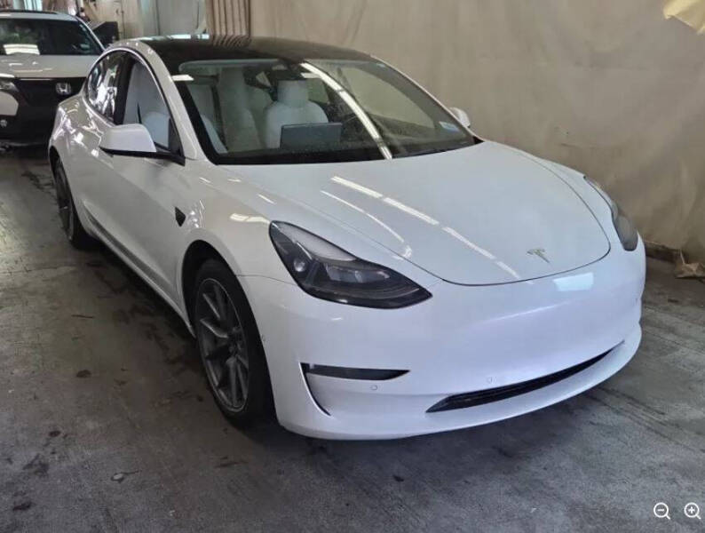 2022 Tesla Model 3 Long Range