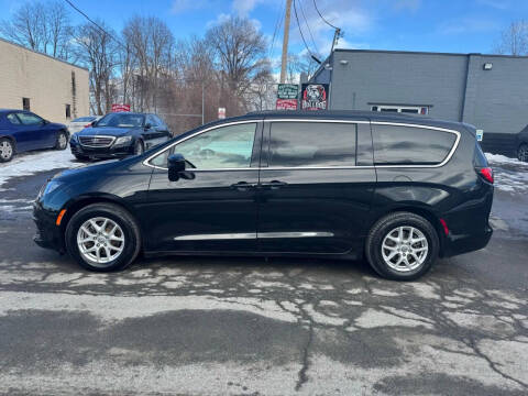 2020 Chrysler Voyager LXi