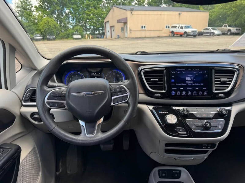 2017 Chrysler Pacifica Touring