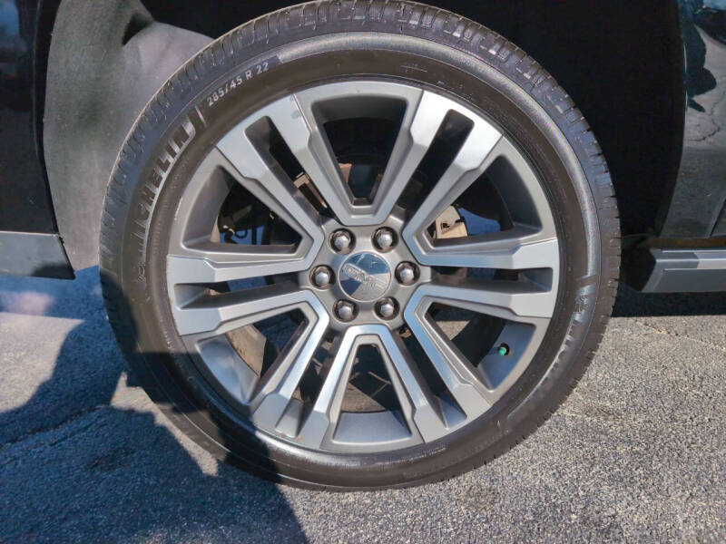 2017 GMC Yukon XL Denali