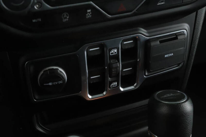 2022 Jeep Gladiator Willys