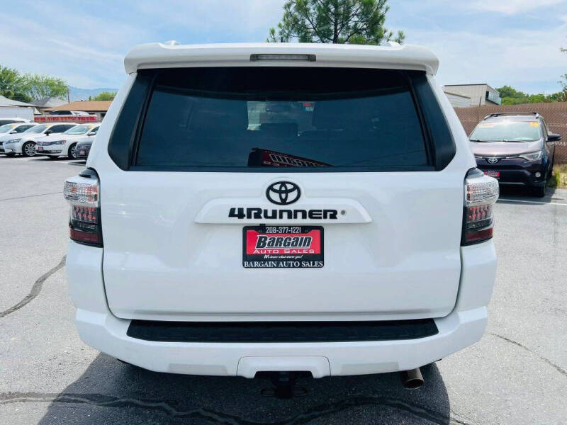 2018 Toyota 4Runner SR5
