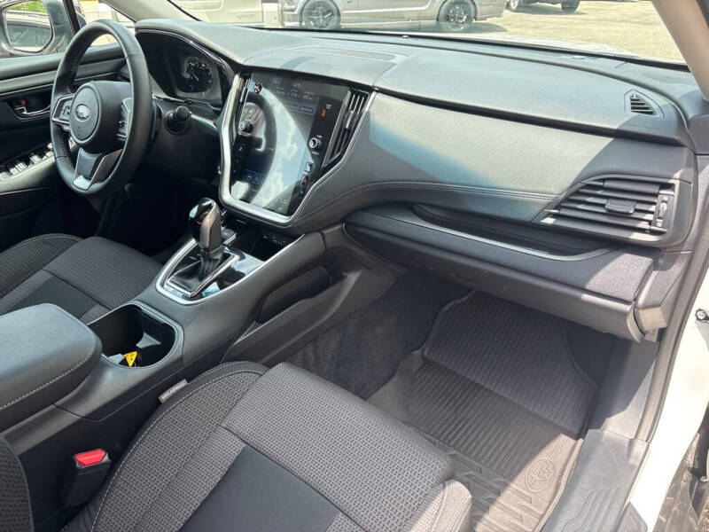 2022 Subaru Outback Premium