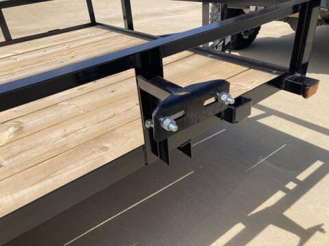 2024 Top Hat Trailers 77x10 DSA