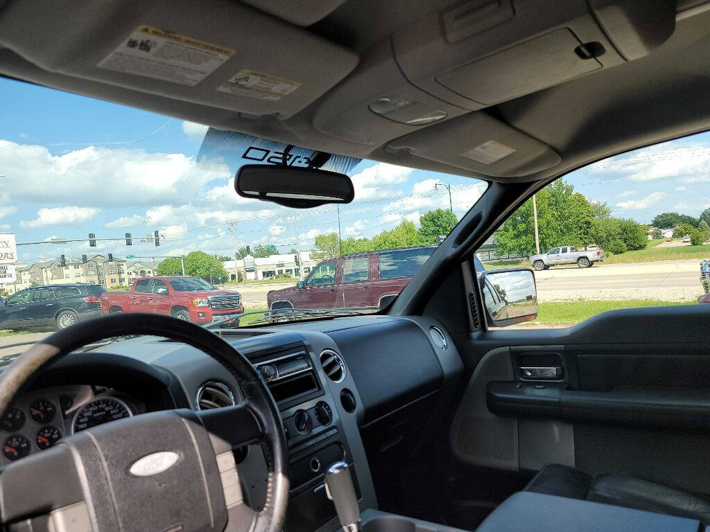 2004 Ford F-150 36
