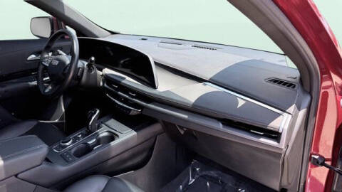 2024 Cadillac XT4 Luxury