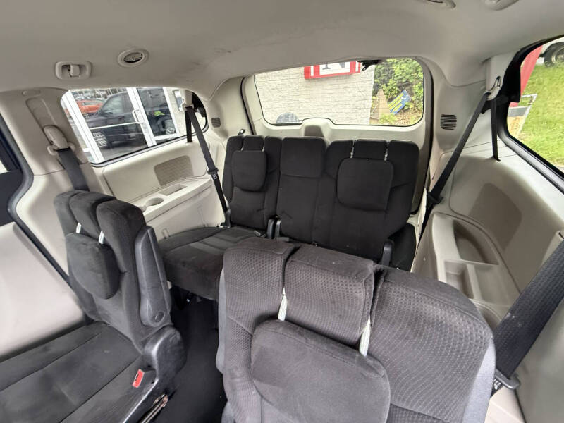 2015 Dodge Grand Caravan American Value Package
