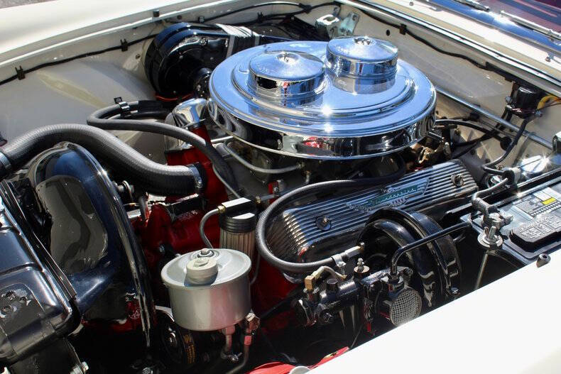 1957 Ford Thunderbird