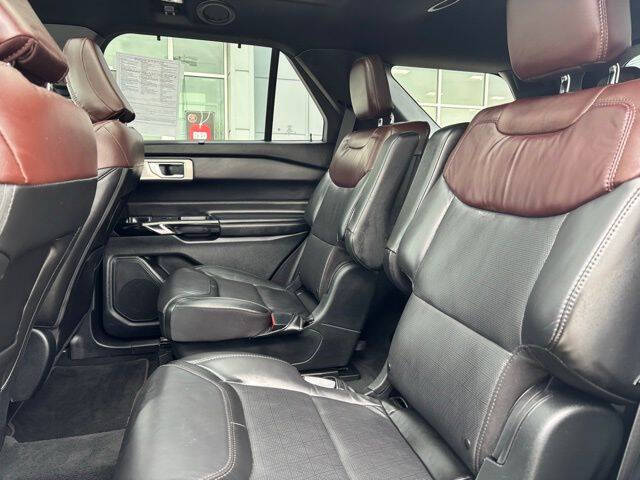 2022 Ford Explorer Hybrid Platinum