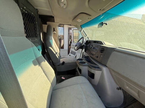 2012 Ford E-Series E-350 SD