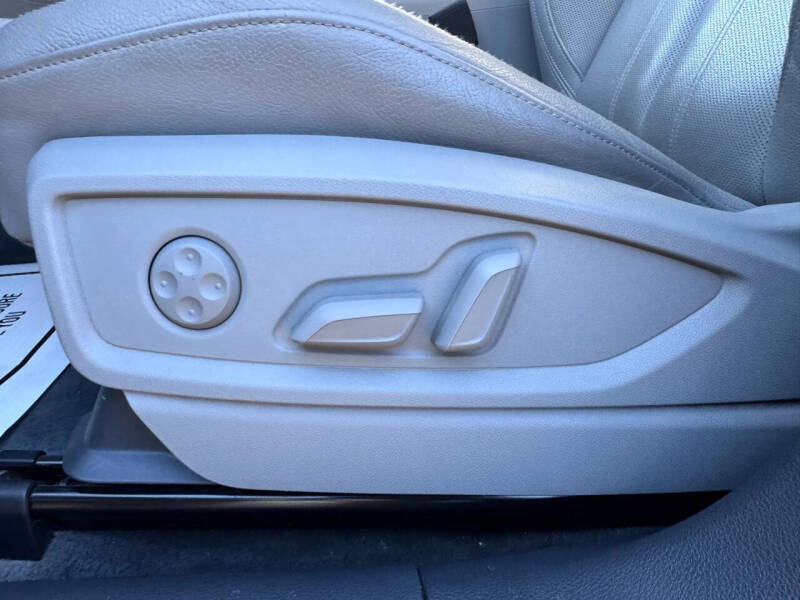 2019 Audi Q5 quattro Prestige 45 TFSI