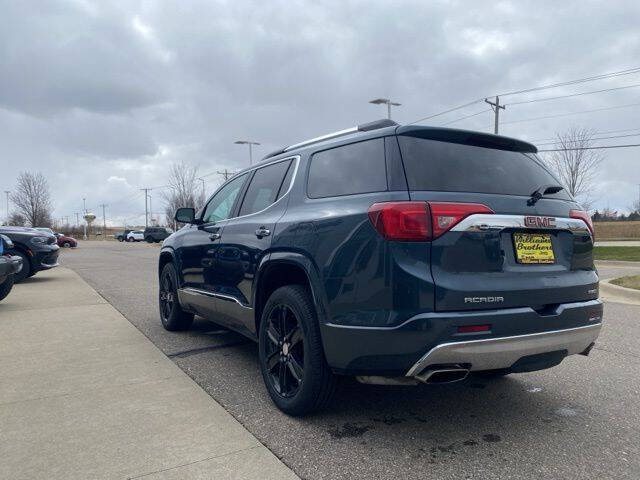 2019 GMC Acadia Denali