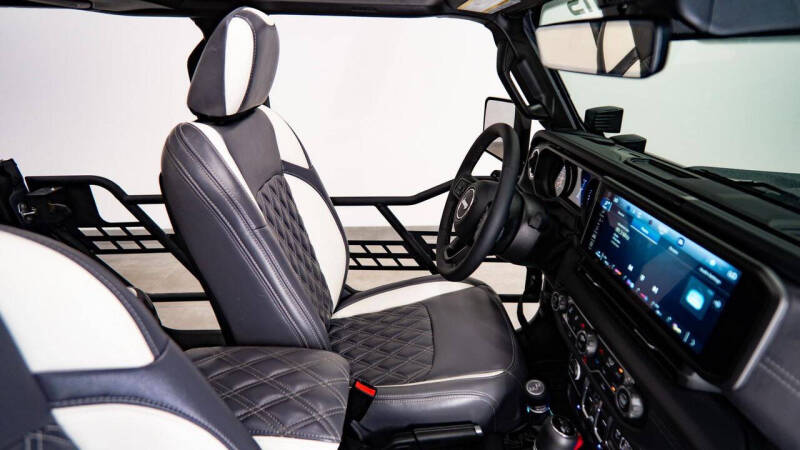 2025 Jeep Gladiator