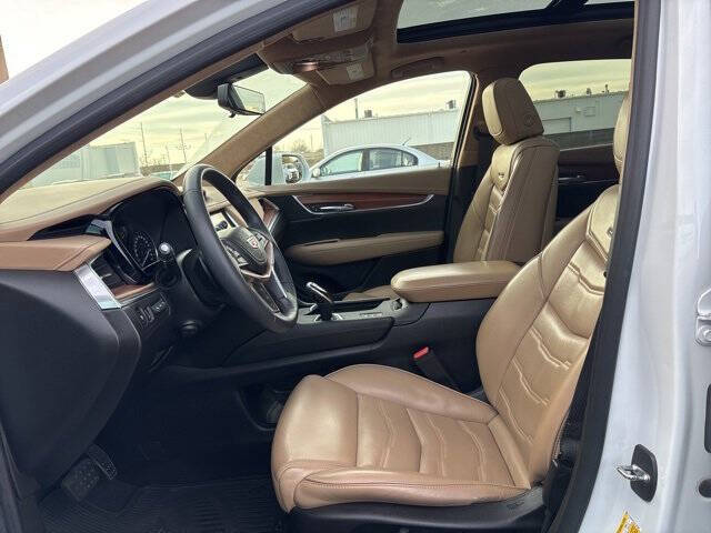 2018 Cadillac XT5 Platinum