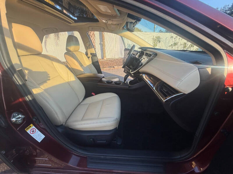 2014 Toyota Avalon Hybrid XLE Touring