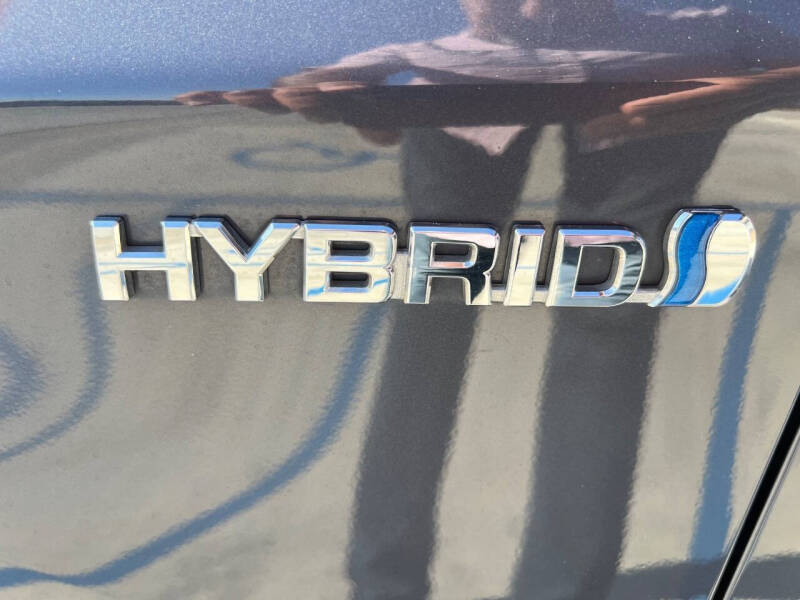 2012 Toyota Prius Three