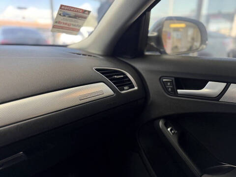 2015 Audi A4 2.0T quattro Premium