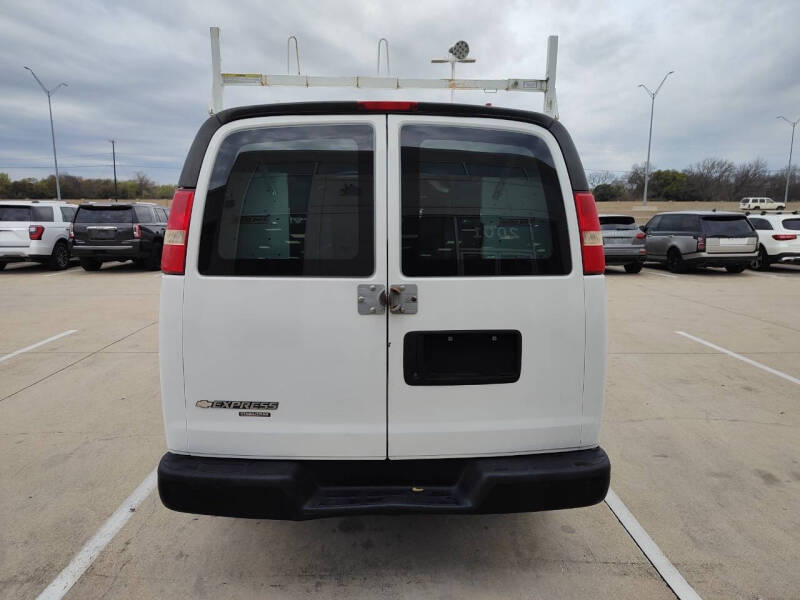 2016 Chevrolet Express 2500