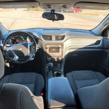 2017 Chevrolet Traverse LT