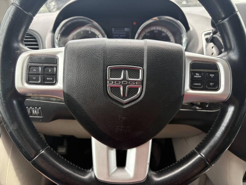 2012 Dodge Grand Caravan Crew