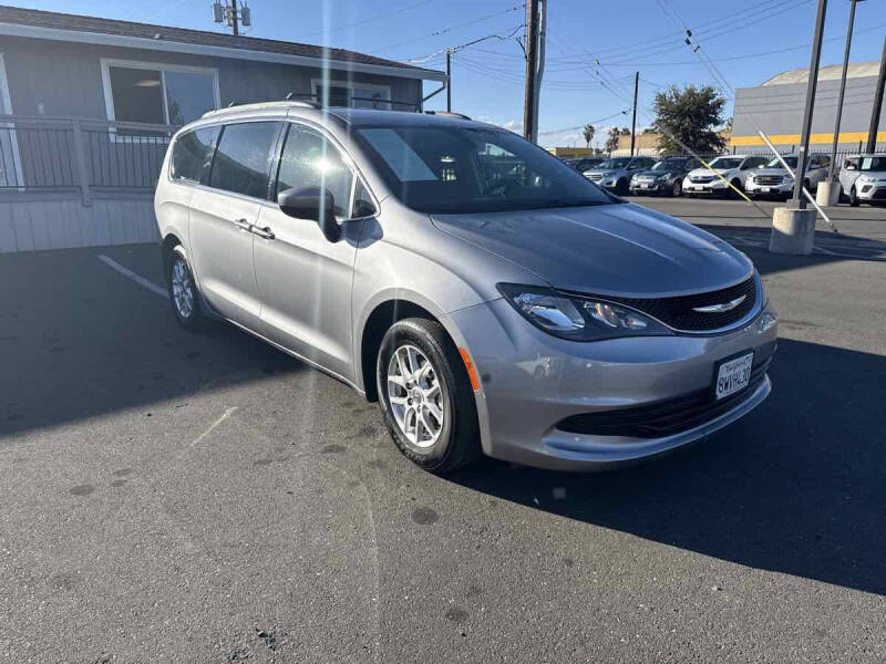 2020 Chrysler Voyager LXi