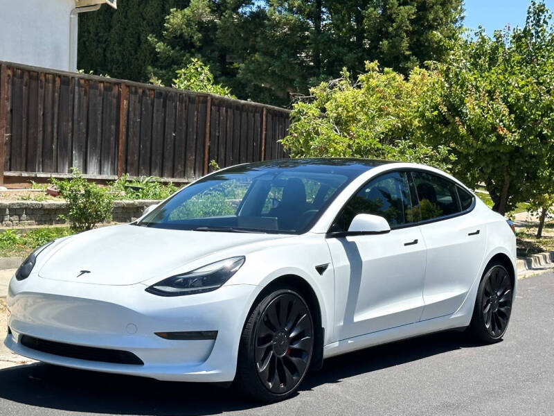 2023 Tesla Model 3 Performance