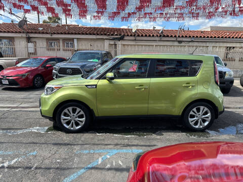 2014 Kia Soul +