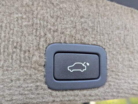 2012 Volvo XC60 T6 Premier Plus