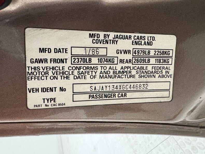 1986 Jaguar XJ-Series XJ6 Vanden Plas