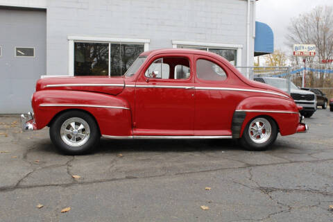 1948 Ford Deluxe