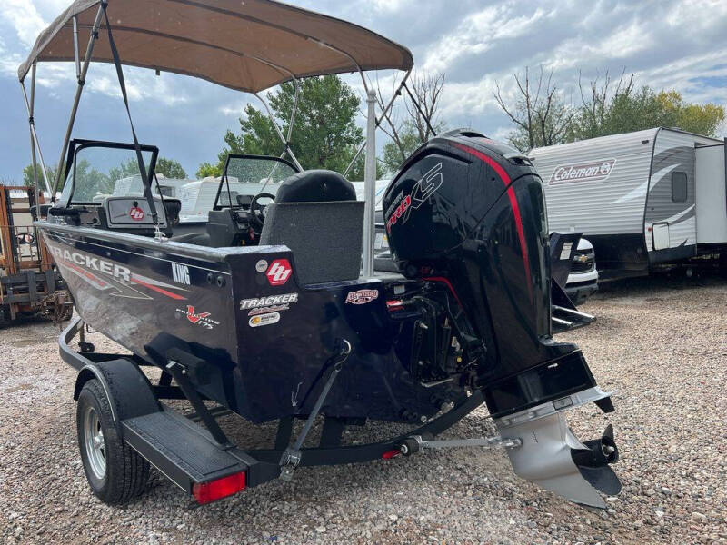 2022 Tracker PRO GLIDE