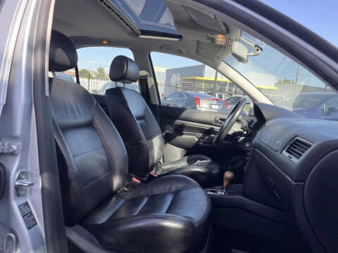 2003 Volkswagen Jetta GLX VR6