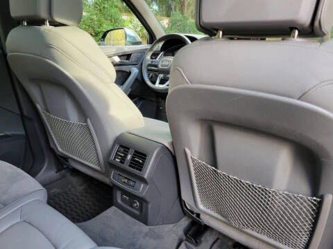 2022 Audi SQ5 3.0T quattro Premium Plus