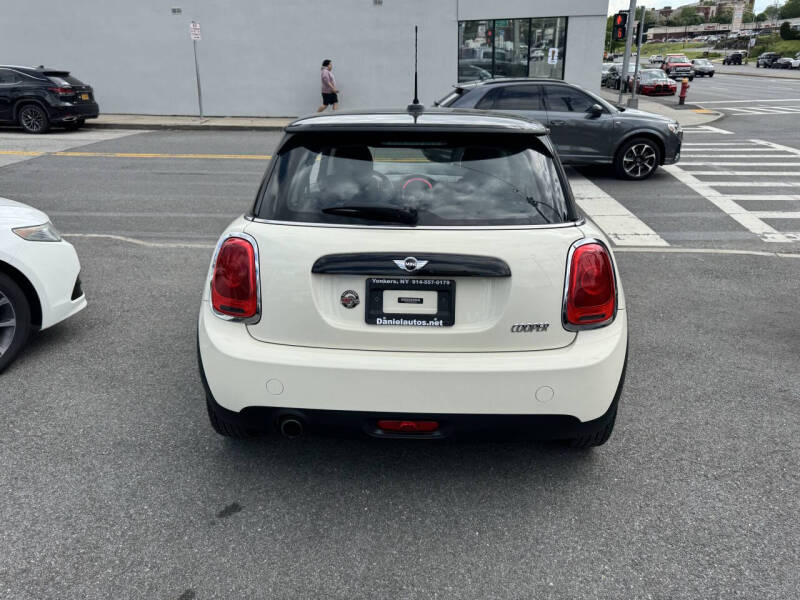 2017 MINI Hardtop 2 Door Cooper