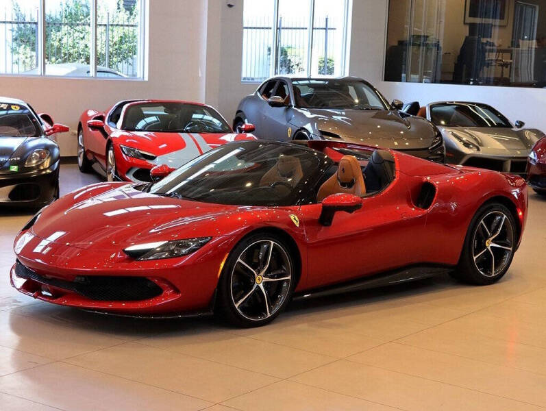 2024 Ferrari 296 GTS