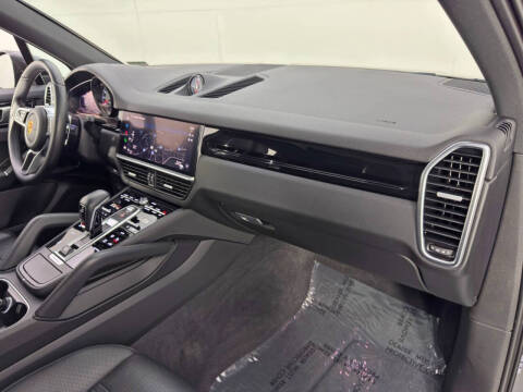 2023 Porsche Cayenne