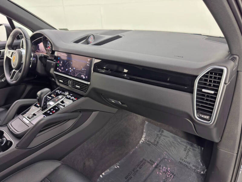 2023 Porsche Cayenne