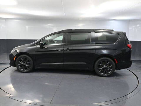 2019 Chrysler Pacifica Touring L Plus