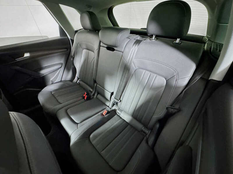 2023 Audi Q5 quattro Premium Plus 40 TFSI