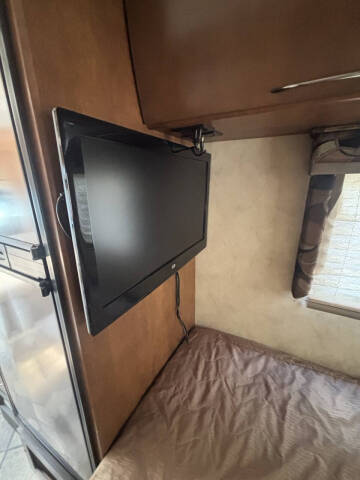 2014 Thor Motor Coach Citation 24sa