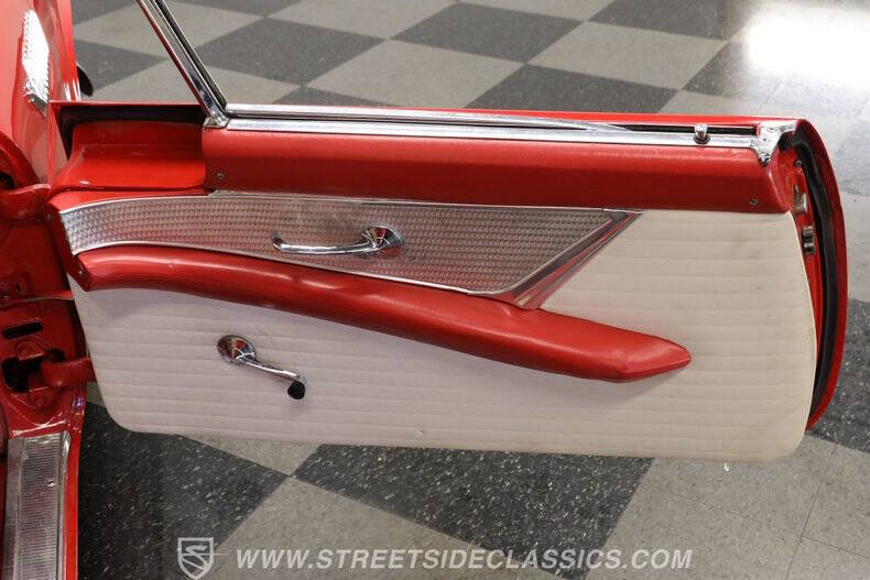 1955 Ford Thunderbird