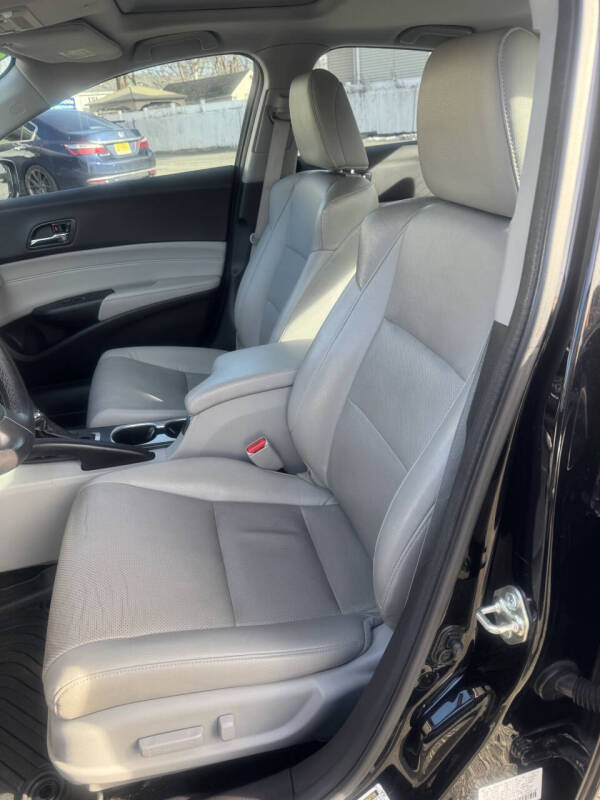 2017 Acura ILX w/Tech