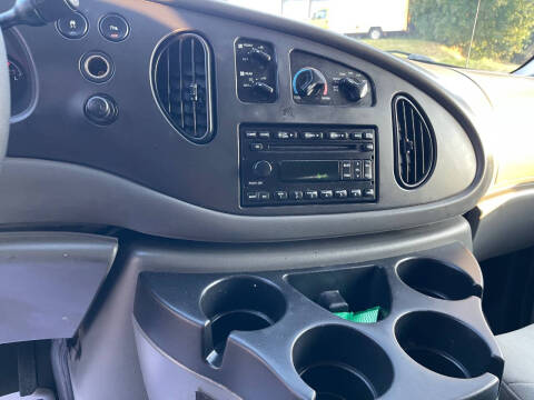 2008 Ford E-Series E-350 SD XLT