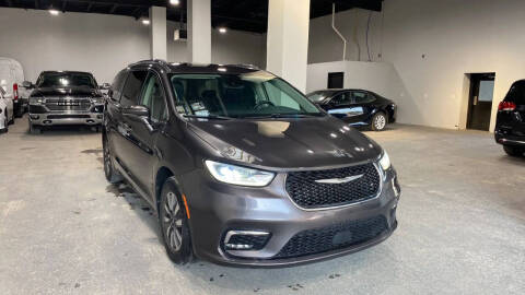 2021 Chrysler Pacifica Touring L