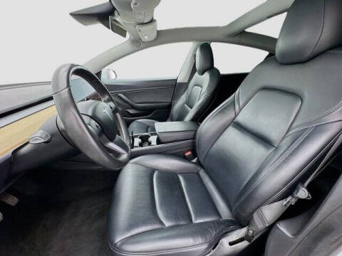 2020 Tesla Model 3 Standard Range Plus