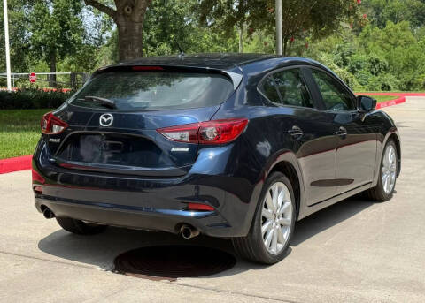 2017 Mazda MAZDA3 Touring