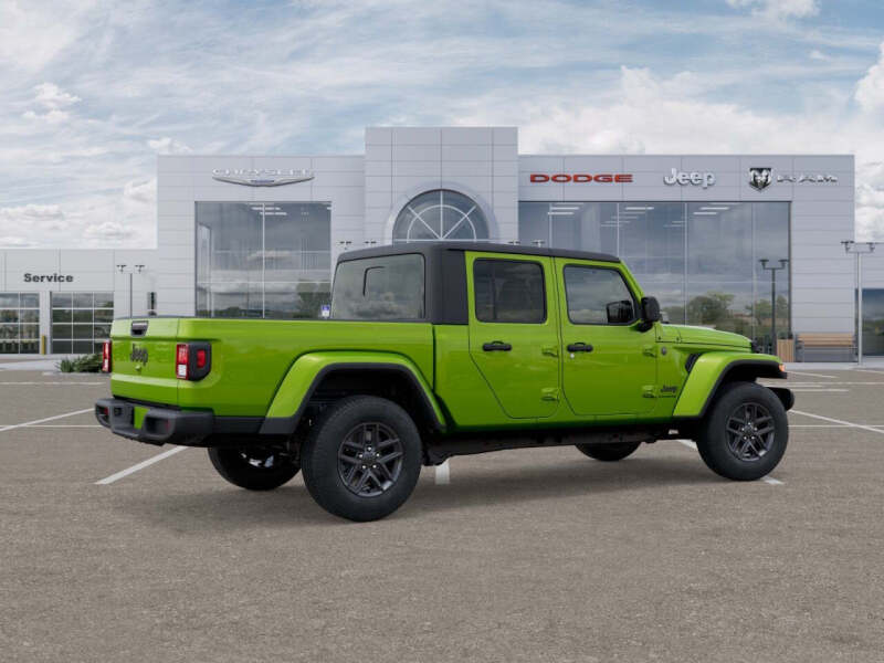 2025 Jeep Gladiator