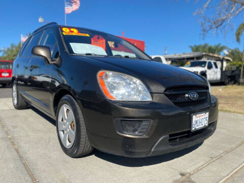 2009 Kia Rondo for sale at 3K Auto in Escondido CA